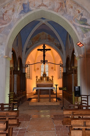 Intérieur de l'église de Villette-sur-Ain